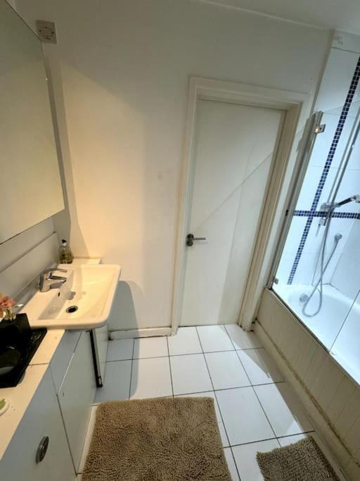 Paddington Station 2 Bedroom House Апартаменты *